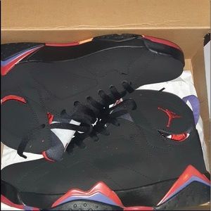 Meet your Posher, Cesar